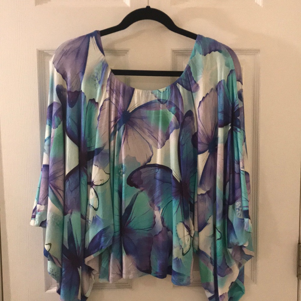 Sky butterfly top with sequined back line